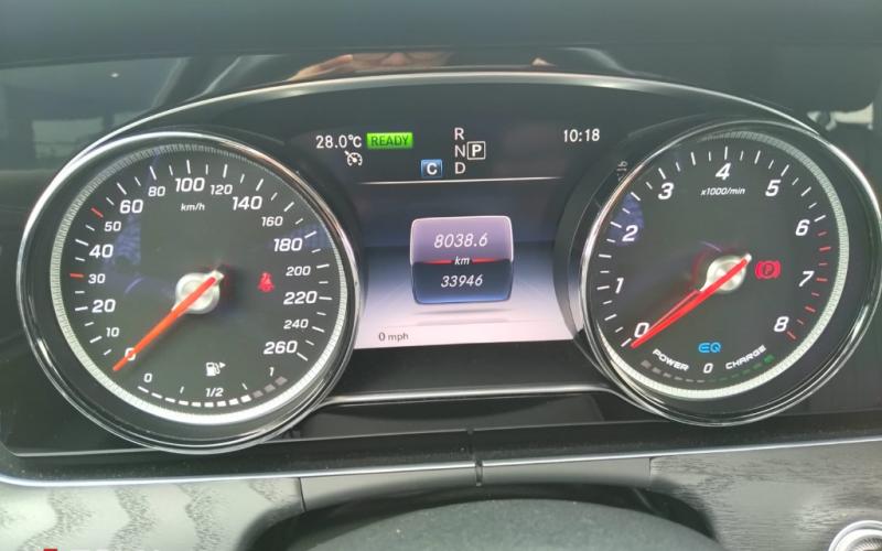 Mercedes Benz