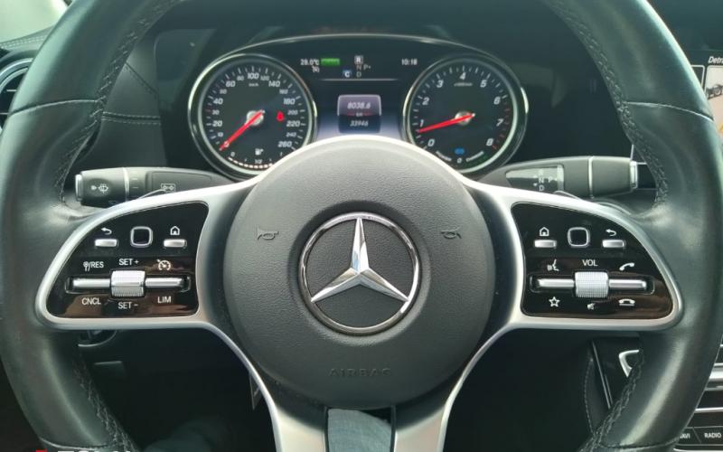 Mercedes Benz