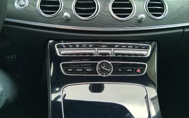 Mercedes Benz
