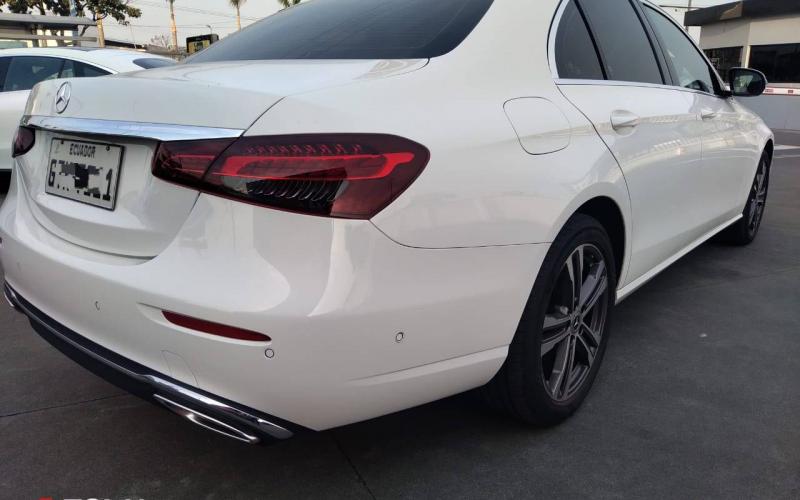Mercedes Benz