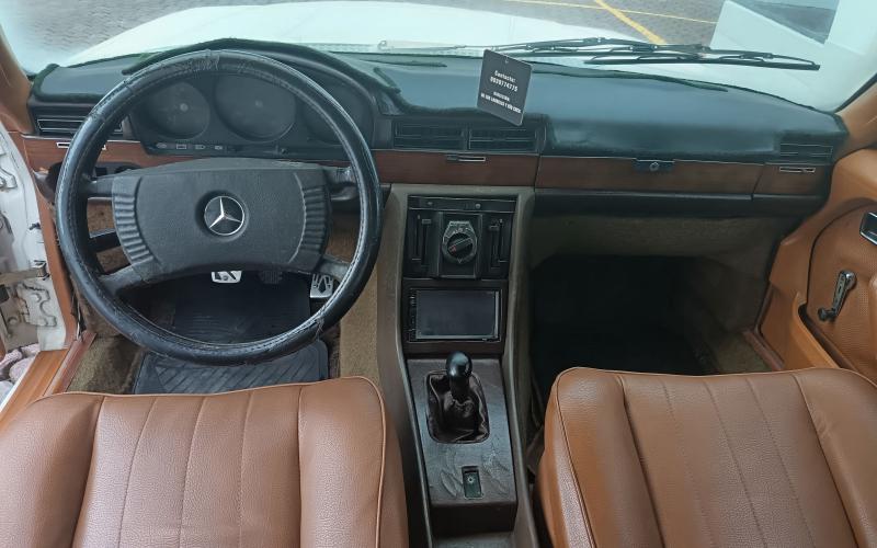 Mercedes Benz