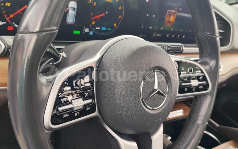 Mercedes Benz