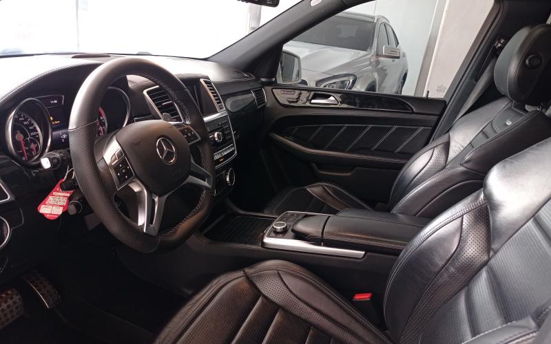 Mercedes Benz