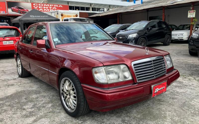Mercedes Benz