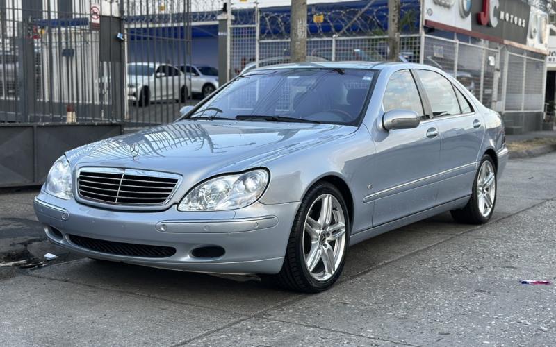 Mercedes Benz