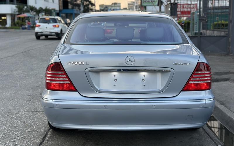 Mercedes Benz