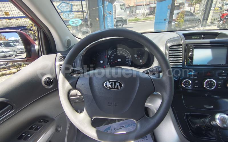 Kia