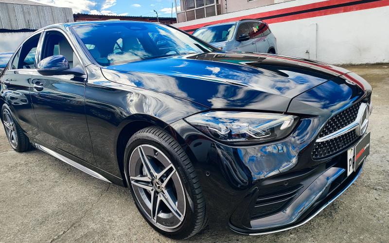 Mercedes Benz