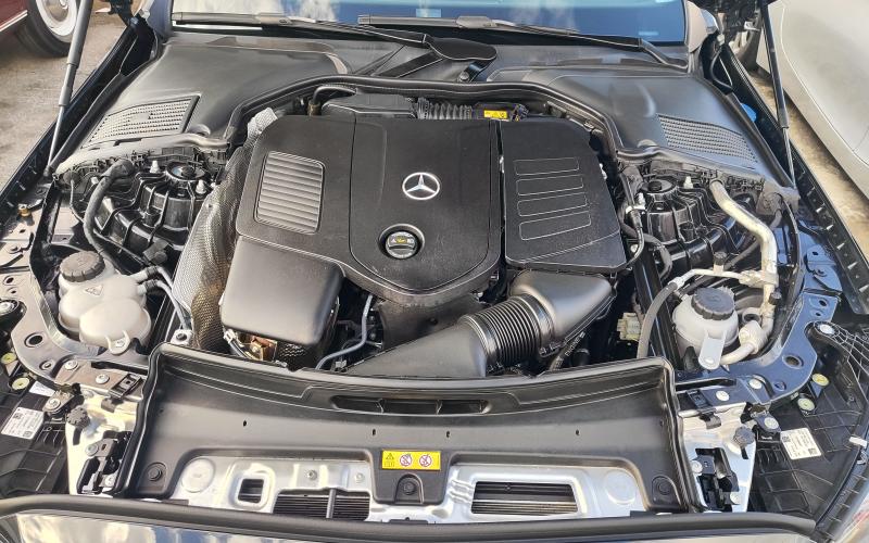Mercedes Benz
