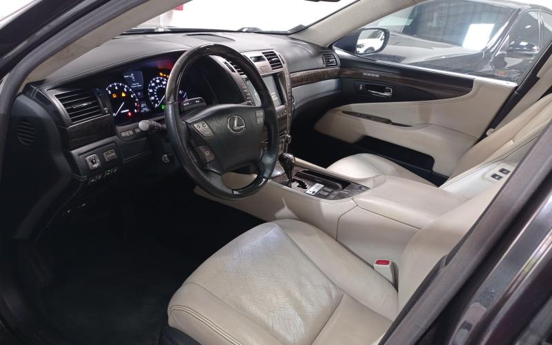 Lexus
