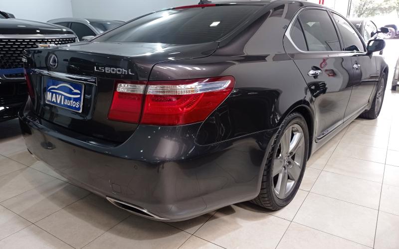 Lexus
