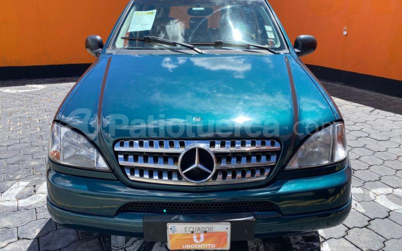 Mercedes Benz