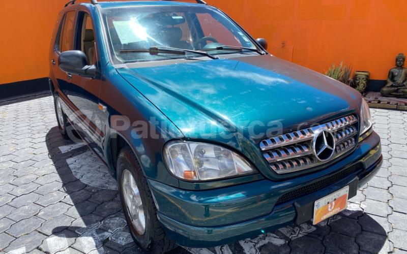 Mercedes Benz