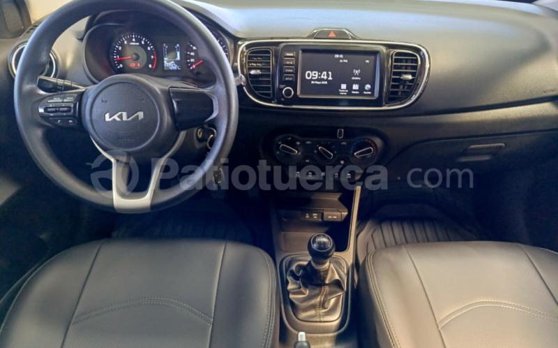 Kia