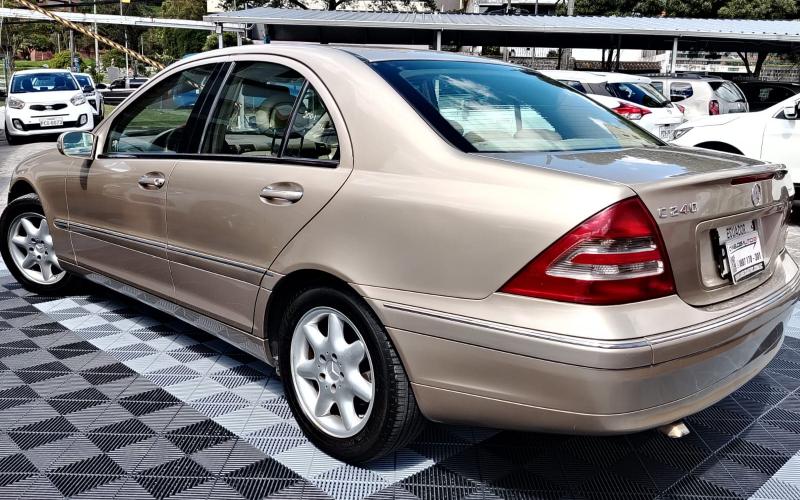 Mercedes Benz