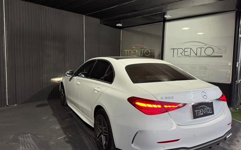 Mercedes Benz