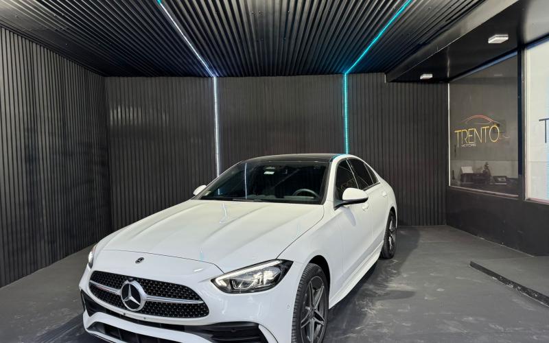 Mercedes Benz