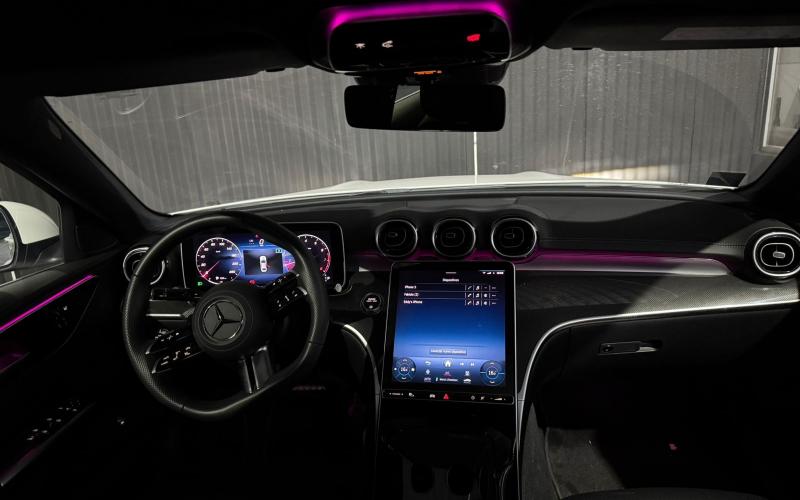 Mercedes Benz
