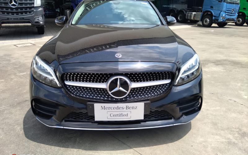 Mercedes Benz