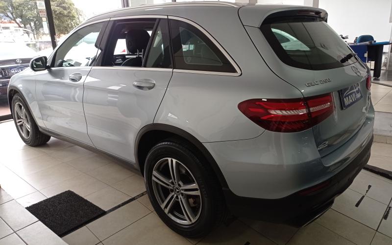 Mercedes Benz