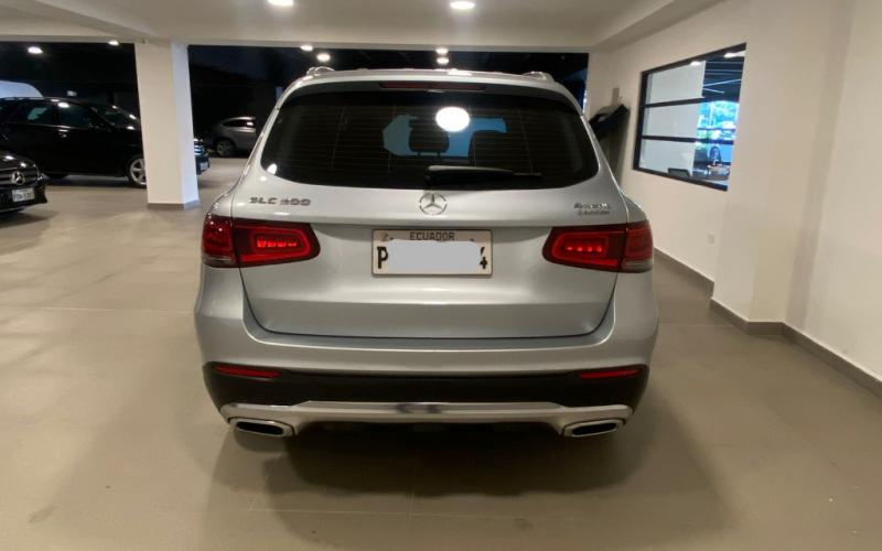 Mercedes Benz
