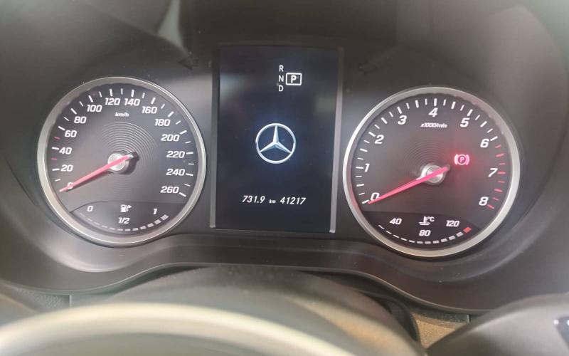 Mercedes Benz