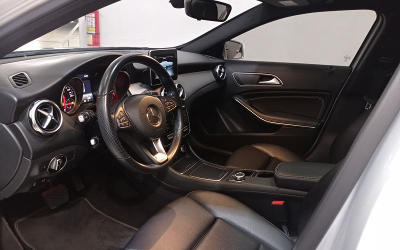 Mercedes Benz