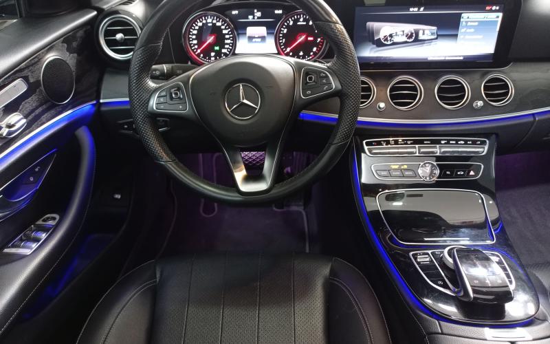 Mercedes Benz
