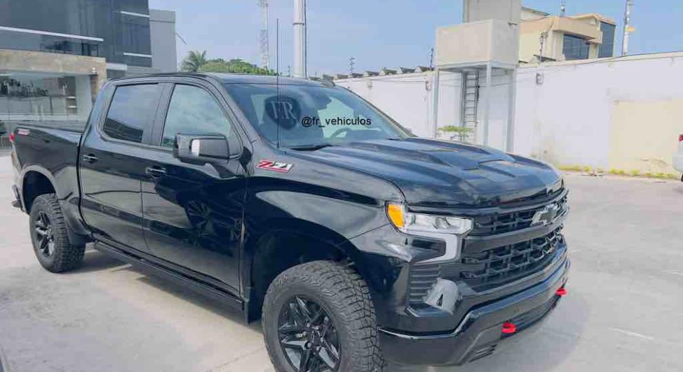 Chevrolet Silverado Z71 2024 Doble Cabina en Machala, El Oro