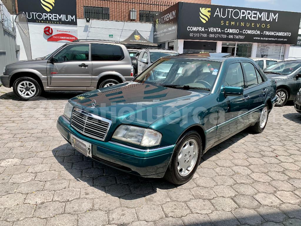 Mercedes Benz—™ C220