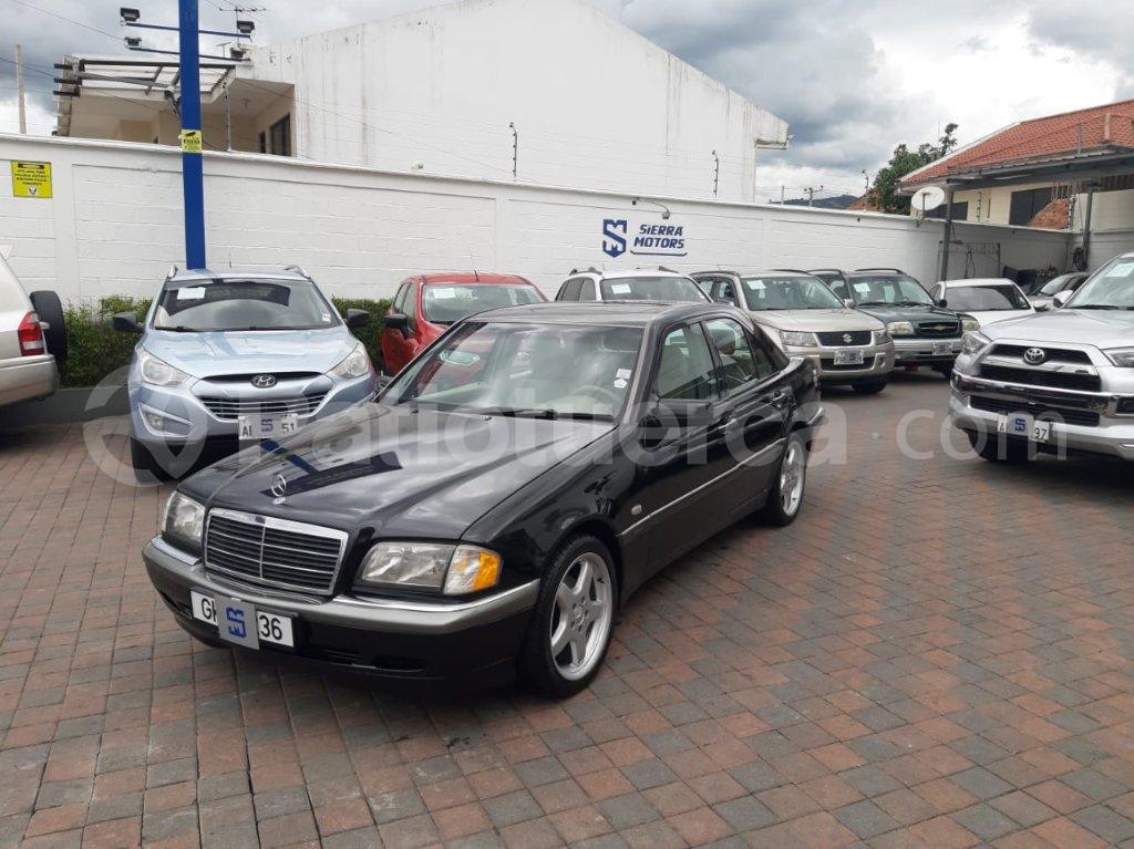 Mercedes Benz—™ C230 Kompresor