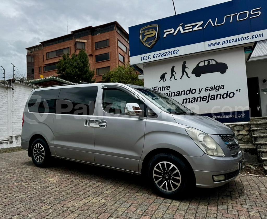 Hyundai H1 2011