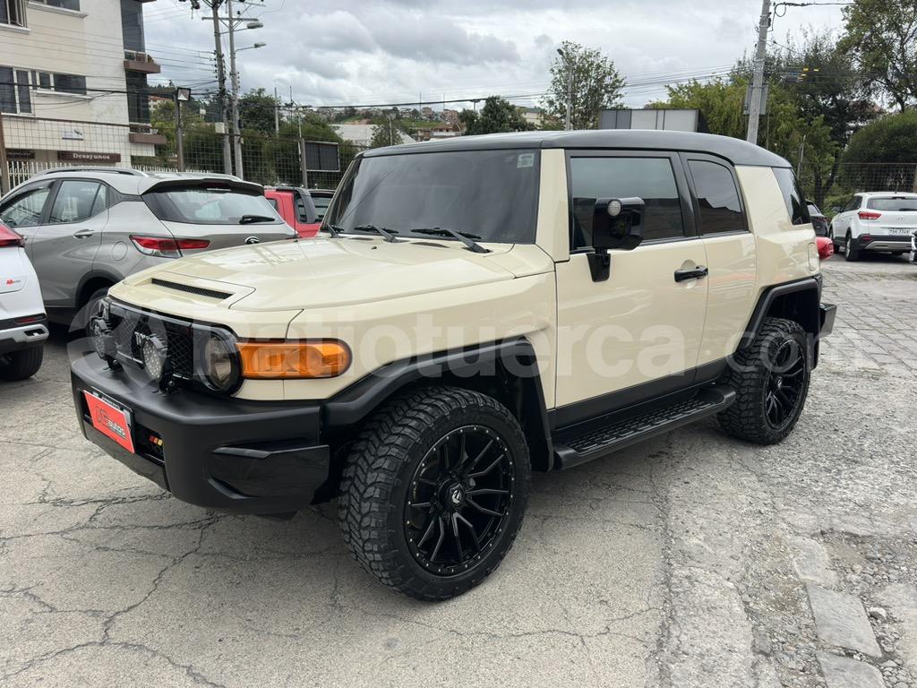 Toyota FJ Cruiser