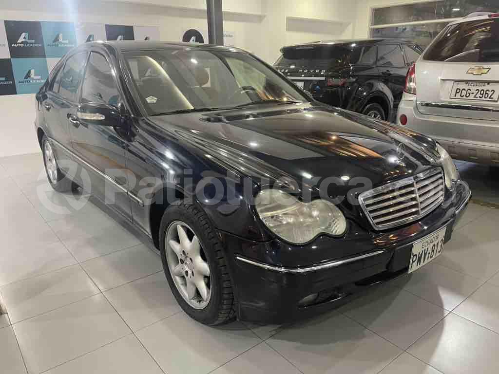 Mercedes Benz—™ C240