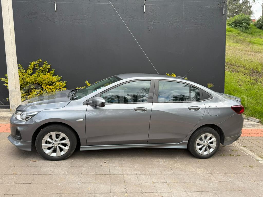Chevrolet ONIX LTZ TURBO 2021