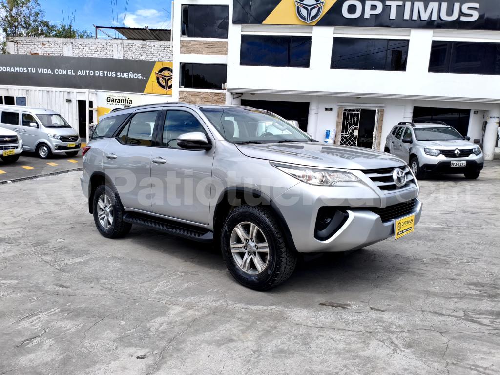 Toyota Fortuner 2.7