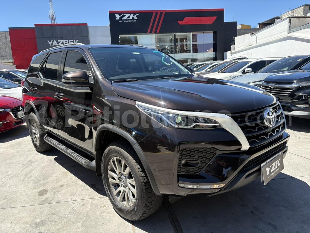 Toyota Fortuner 2.7 2024
