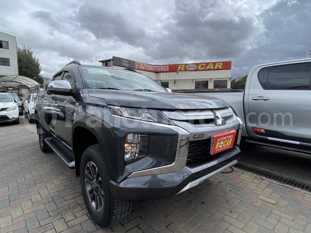 Mitsubishi L200 GLX 2024