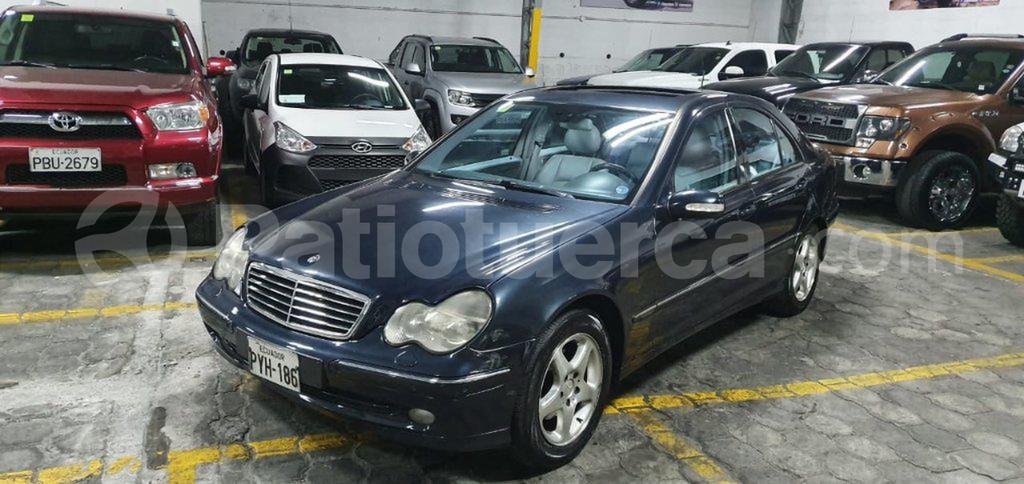 Mercedes Benz—™ C200
