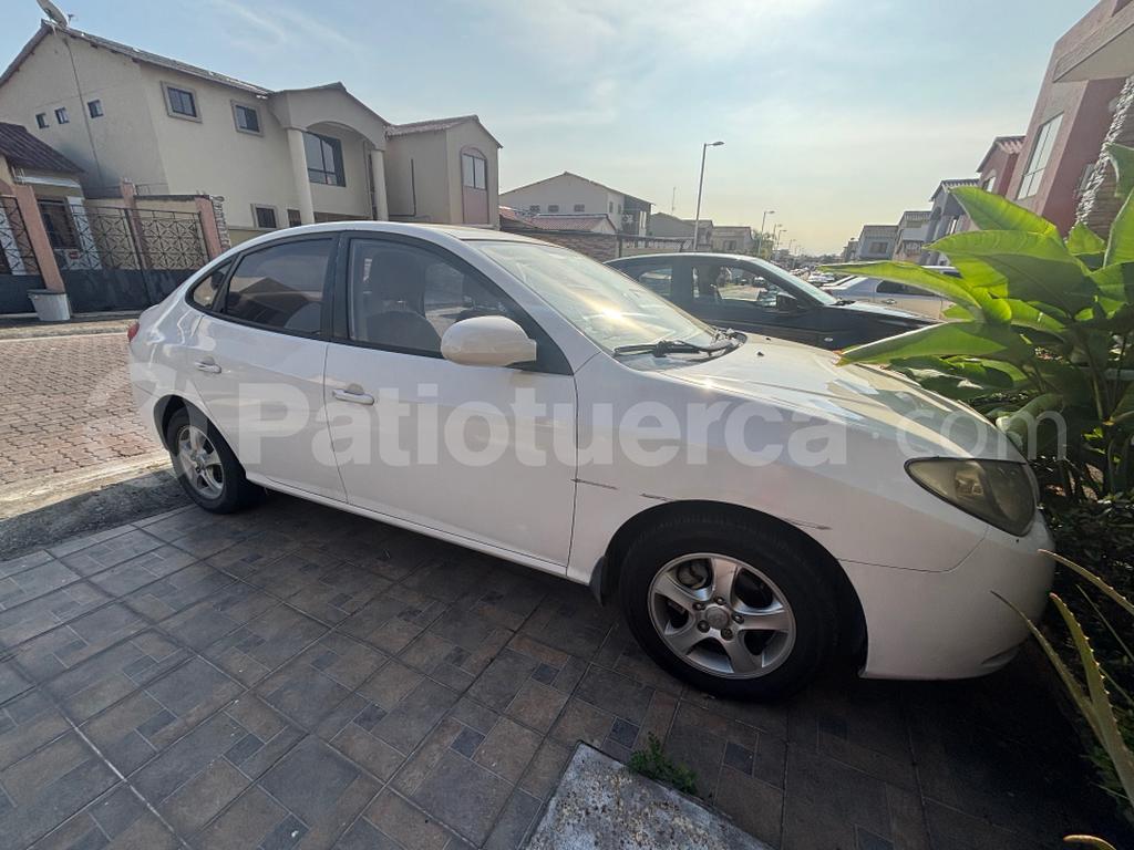 Hyundai Elantra 2011