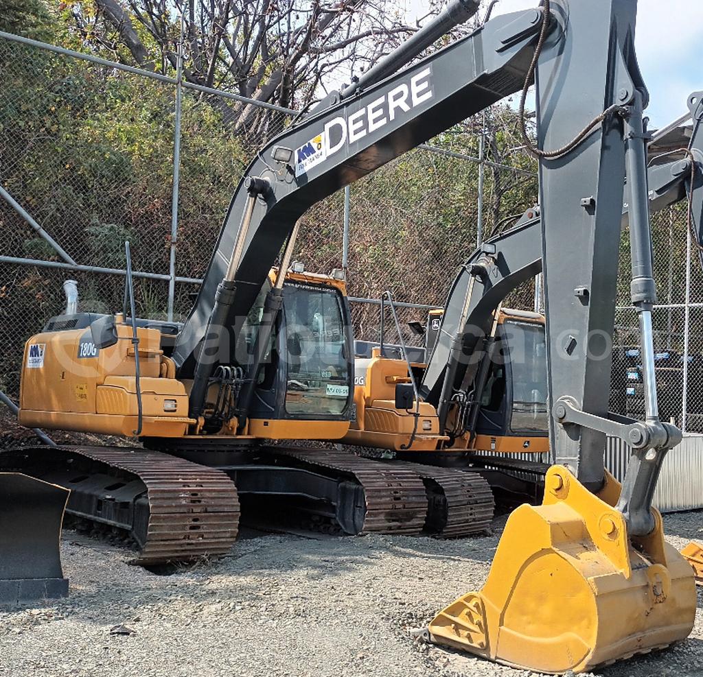 John Deere 180G 2015
