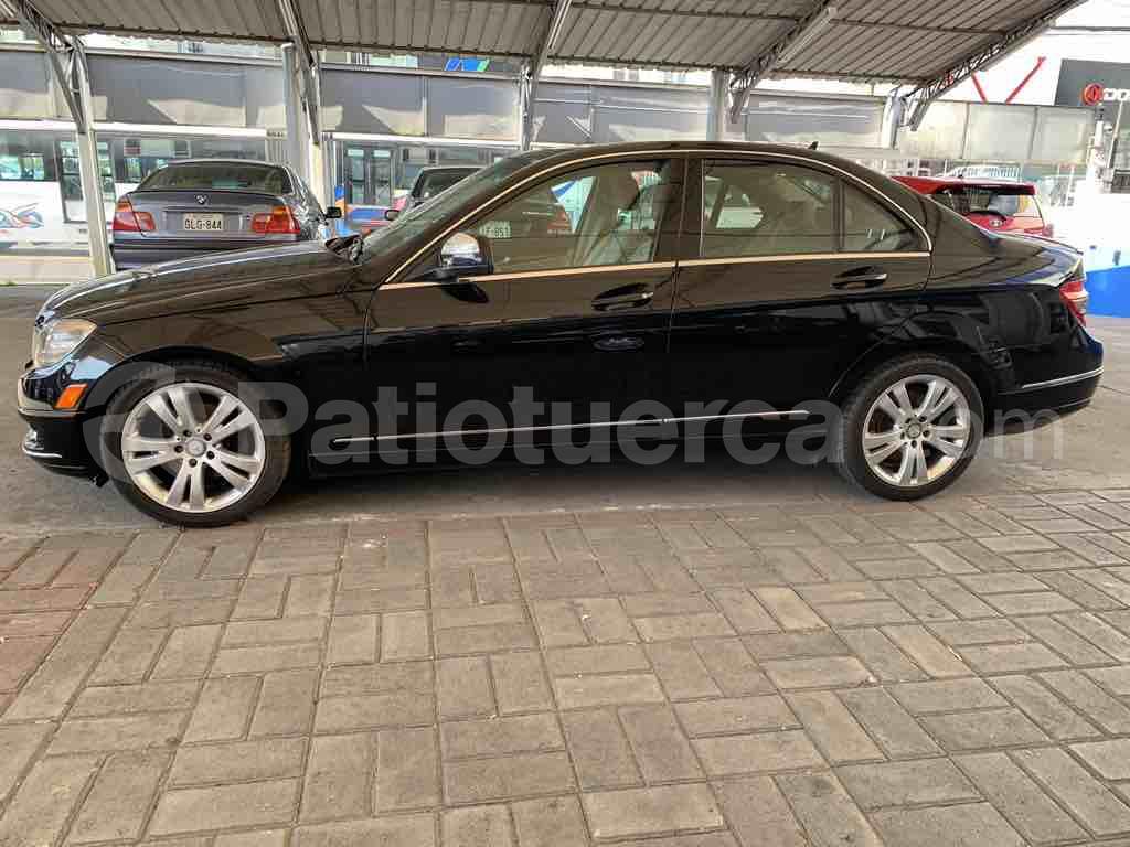 Mercedes Benz C300 2009