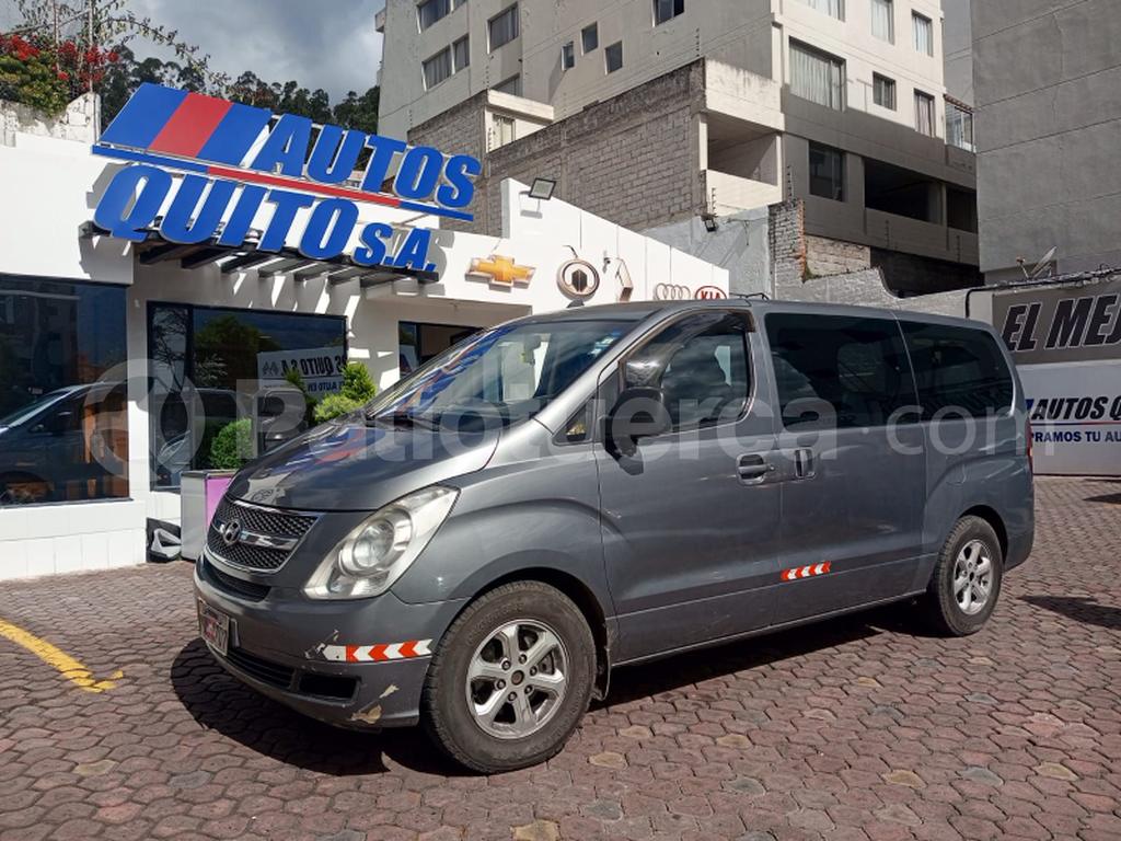 Hyundai H1 2011