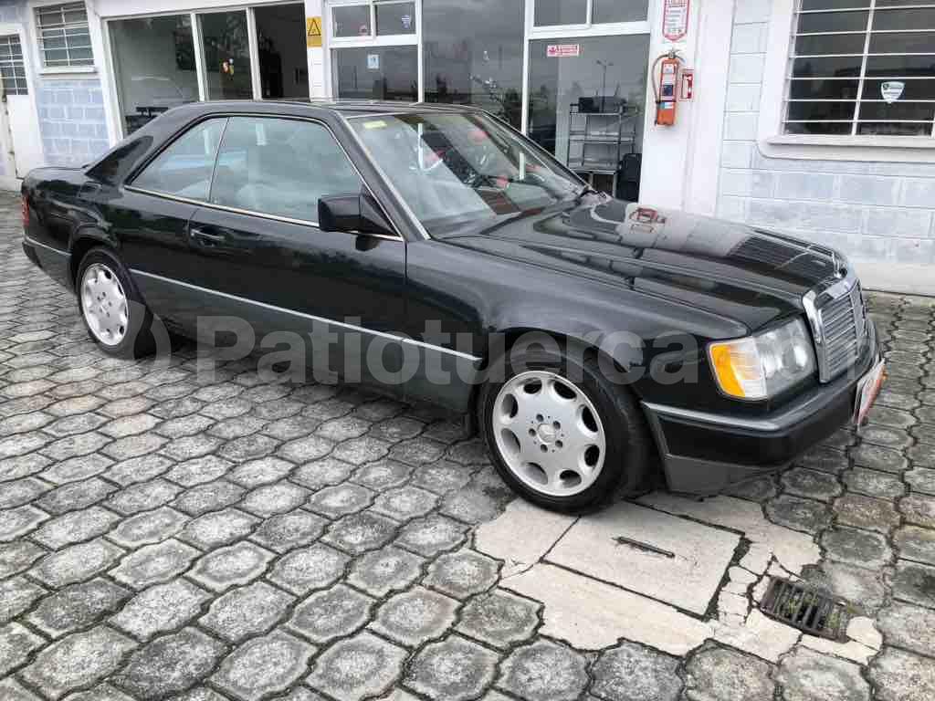 Mercedes Benz—™ 230CE