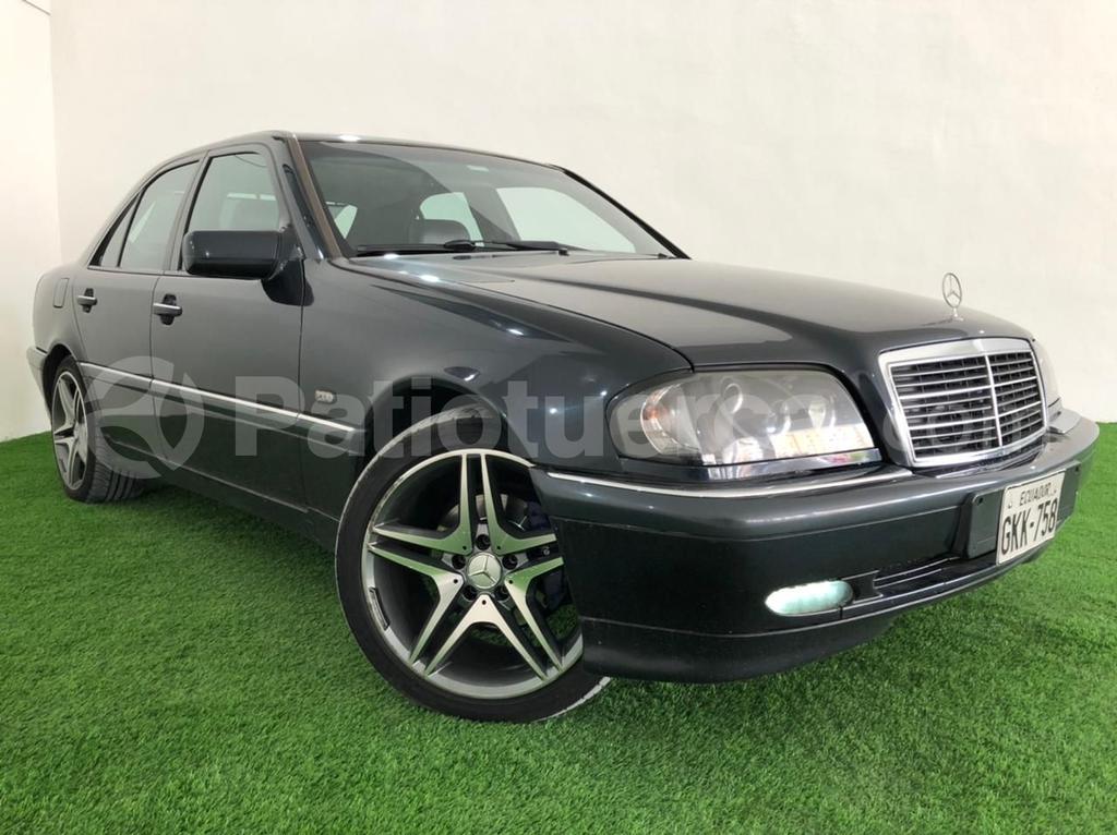 Mercedes Benz—™ C230