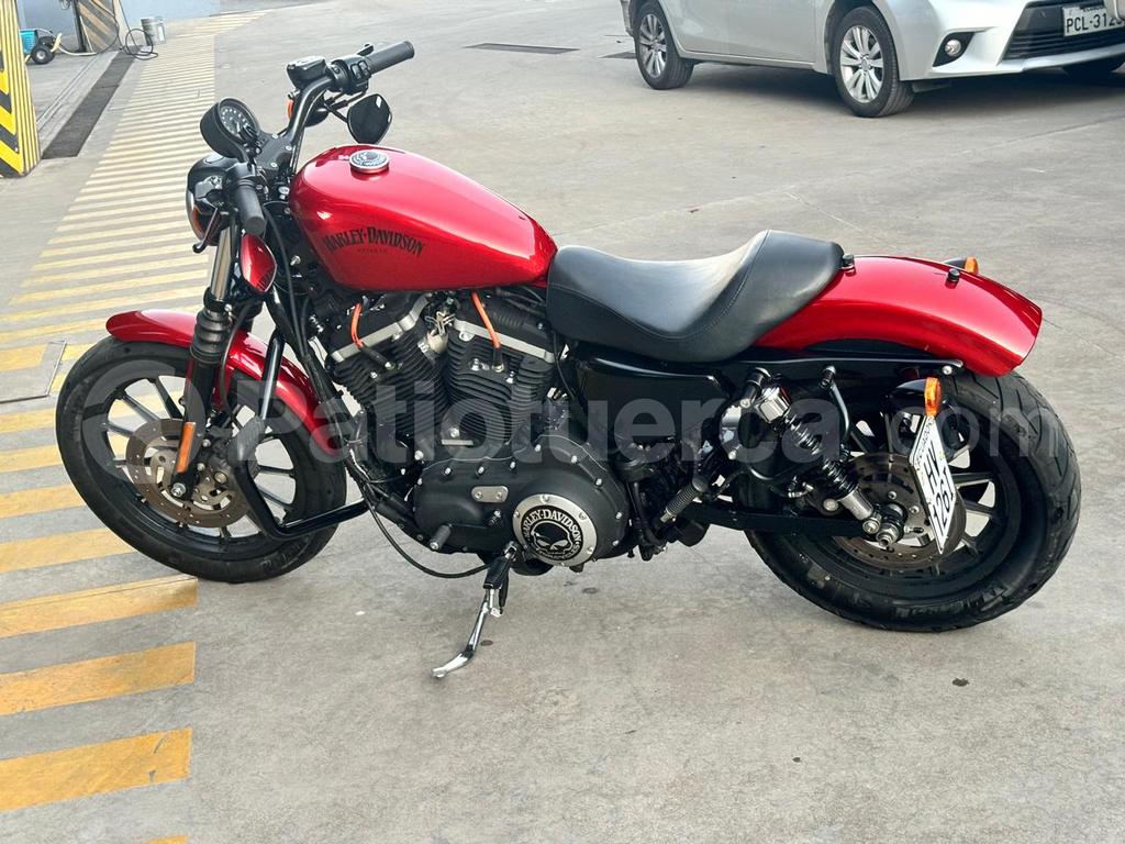 Harley Davidson Sporster Iron 883 cc