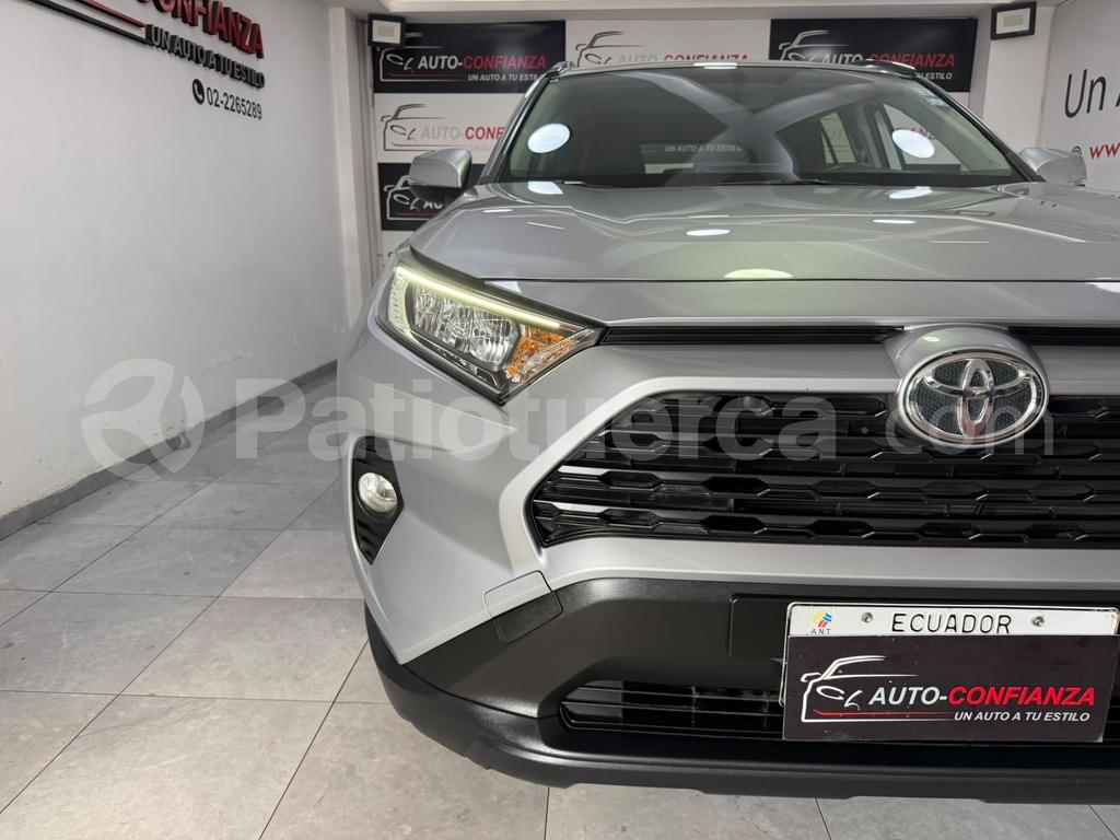 Toyota RAV 4 XLE 2022
