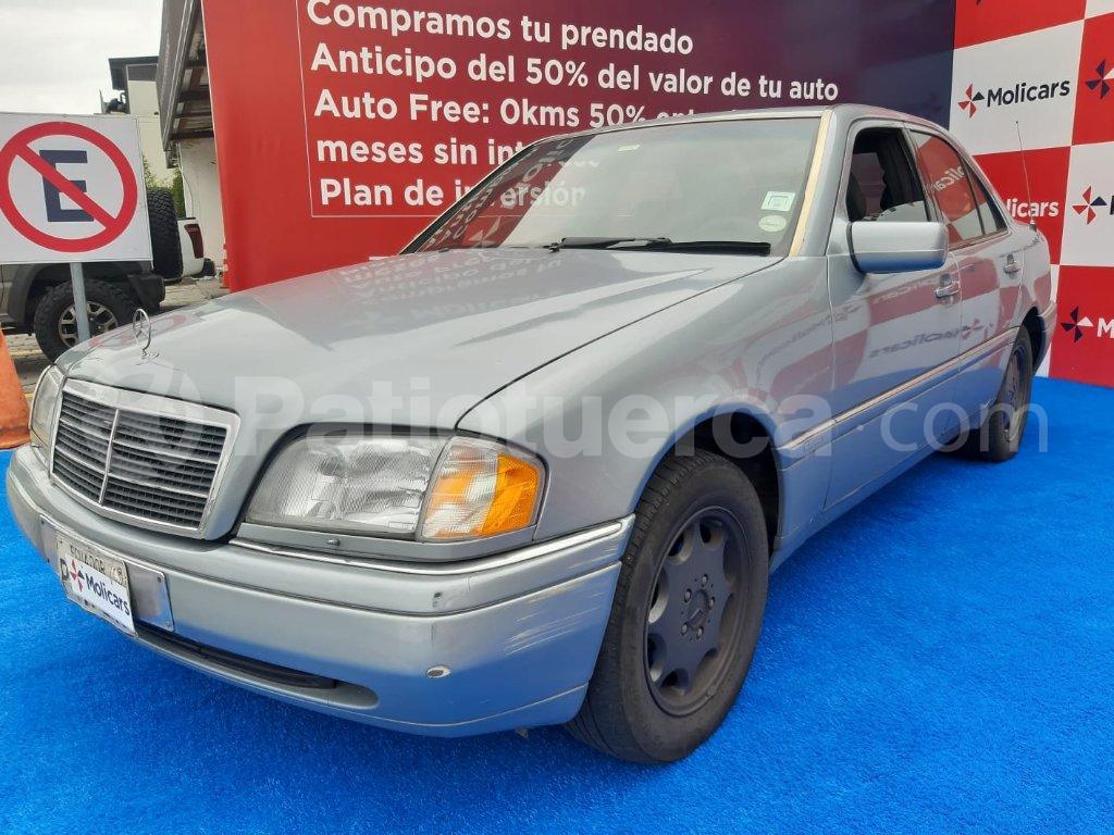 Mercedes Benz—™ C220