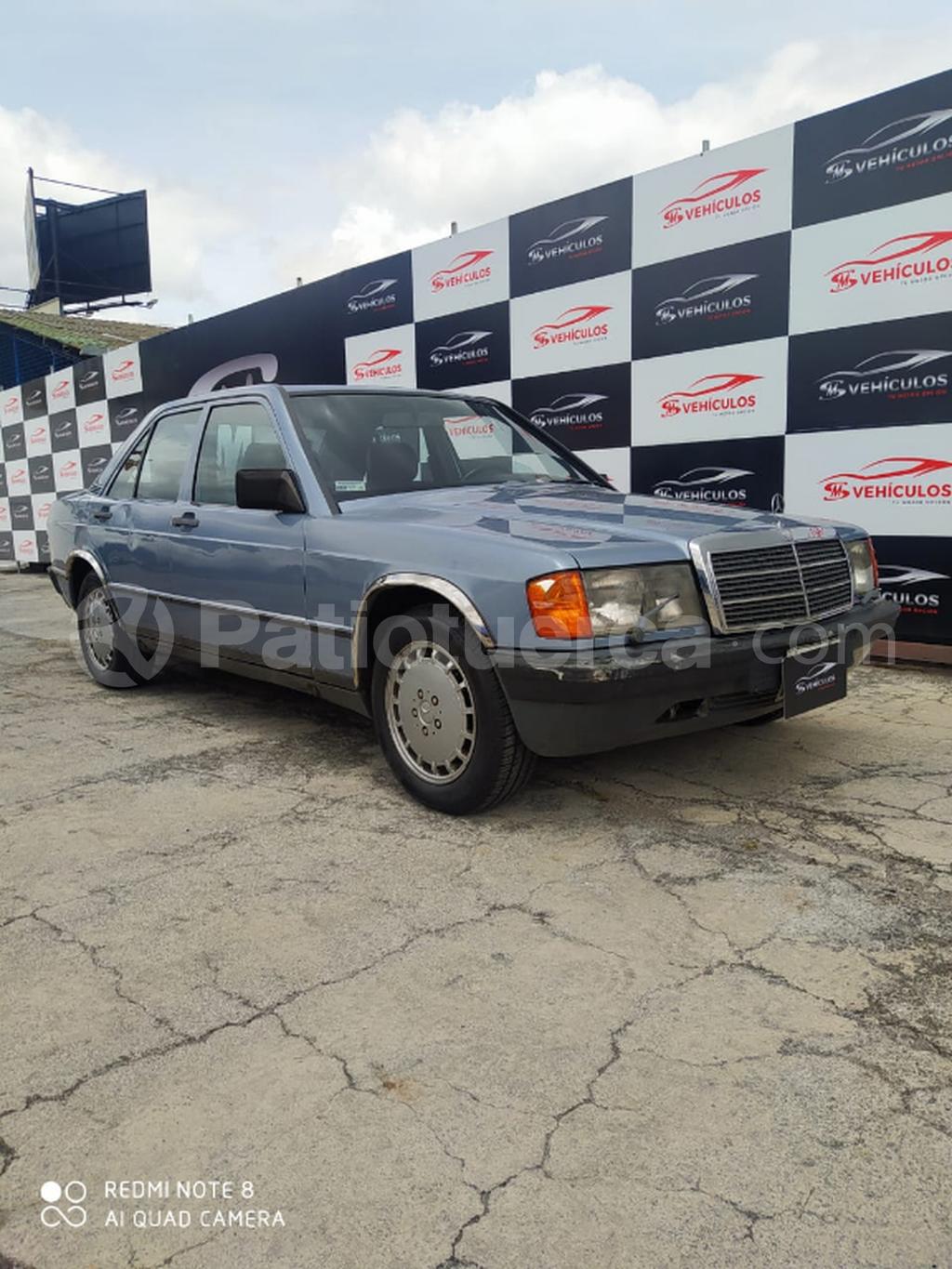 Mercedes Benz—™ 190E