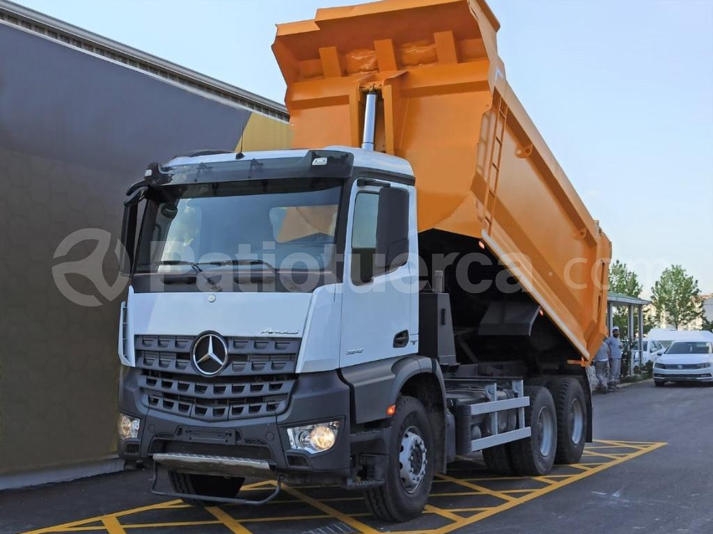 Mercedes Benz—™ Arocs 3342